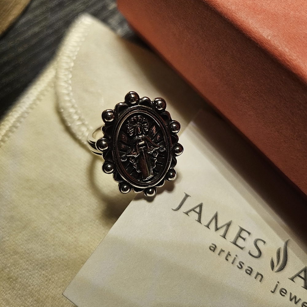 James Avery Silver St.mary Got It For My Birthday But To Small Size 7